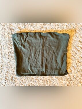 Tilly’s olive green tube crop top - size S - GUC